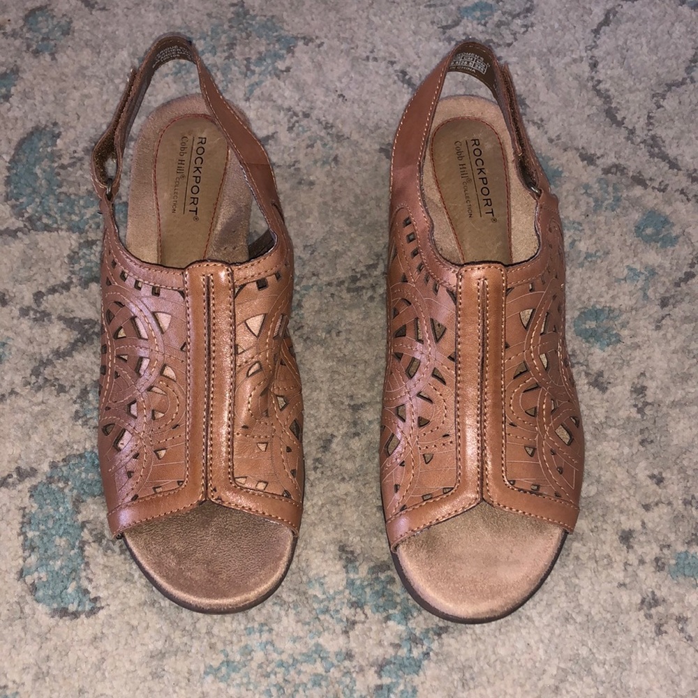Women’s sandals